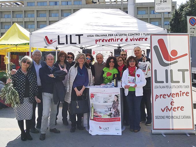 I volontari della Lilt di Catania alla Settimana Nazionale di Prevenzione Oncologica 2016